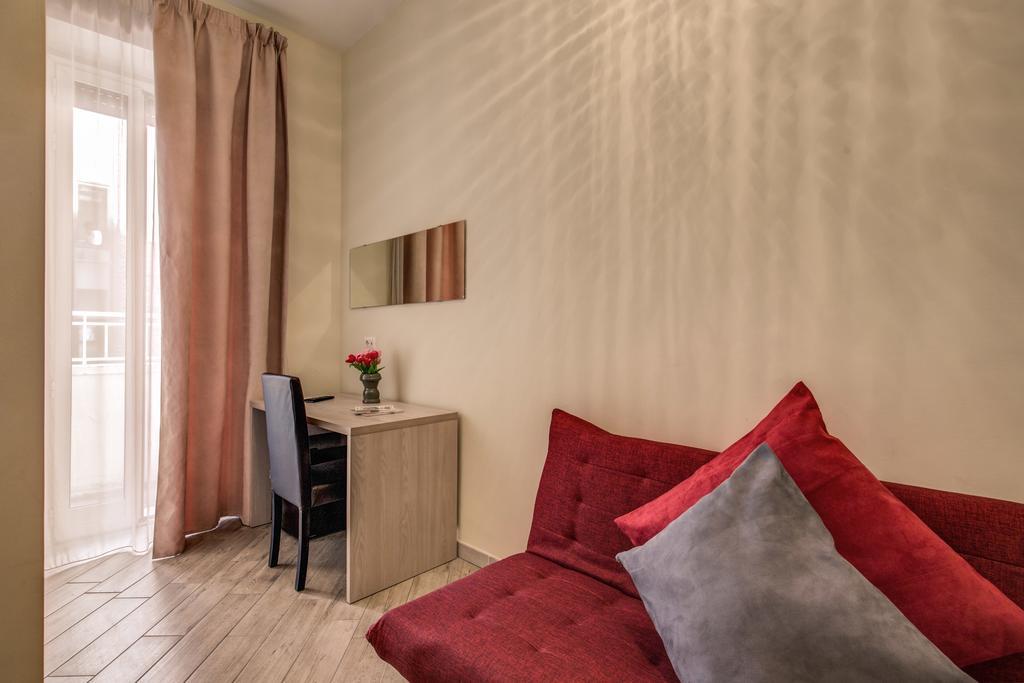 Roma 41 Hotel Bagian luar foto