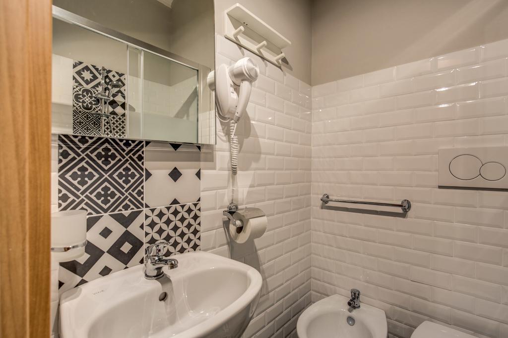 Roma 41 Hotel Bagian luar foto